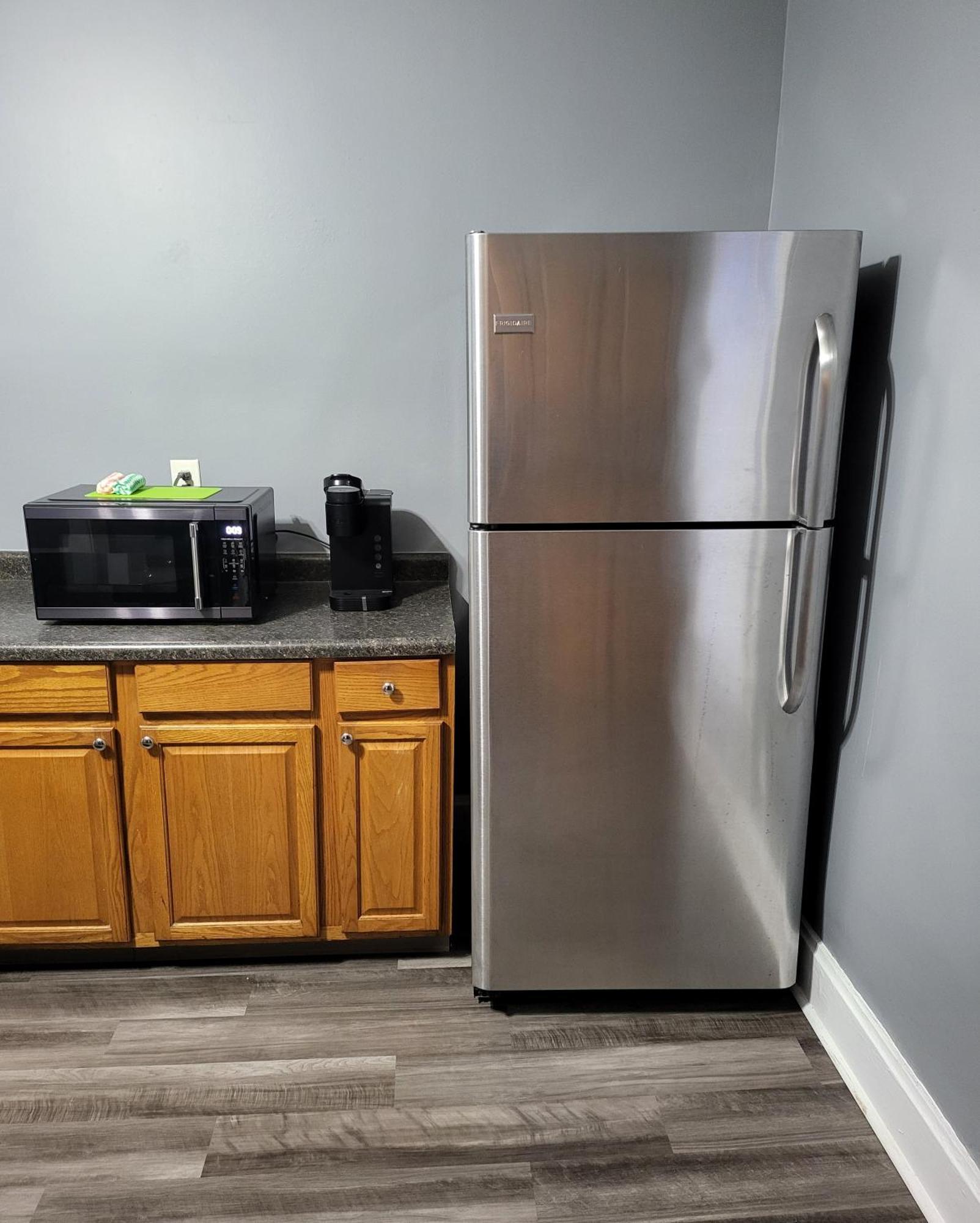 Guest Room With Two Double Beds In Columbus Oh, Airport Location Luaran gambar