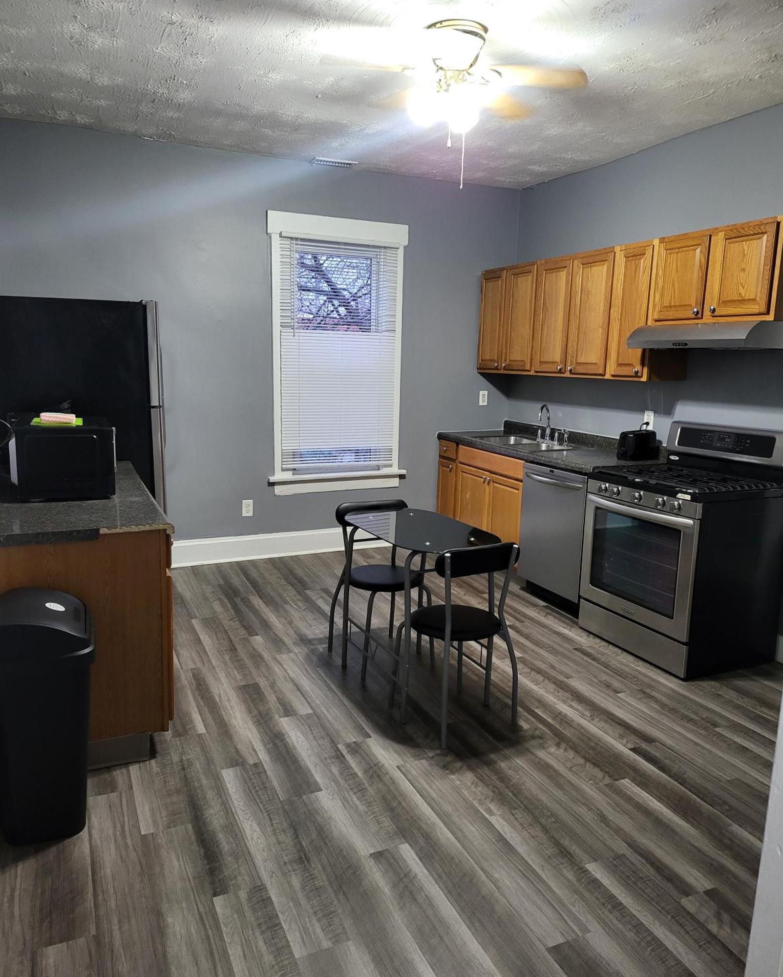 Guest Room With Two Double Beds In Columbus Oh, Airport Location Luaran gambar