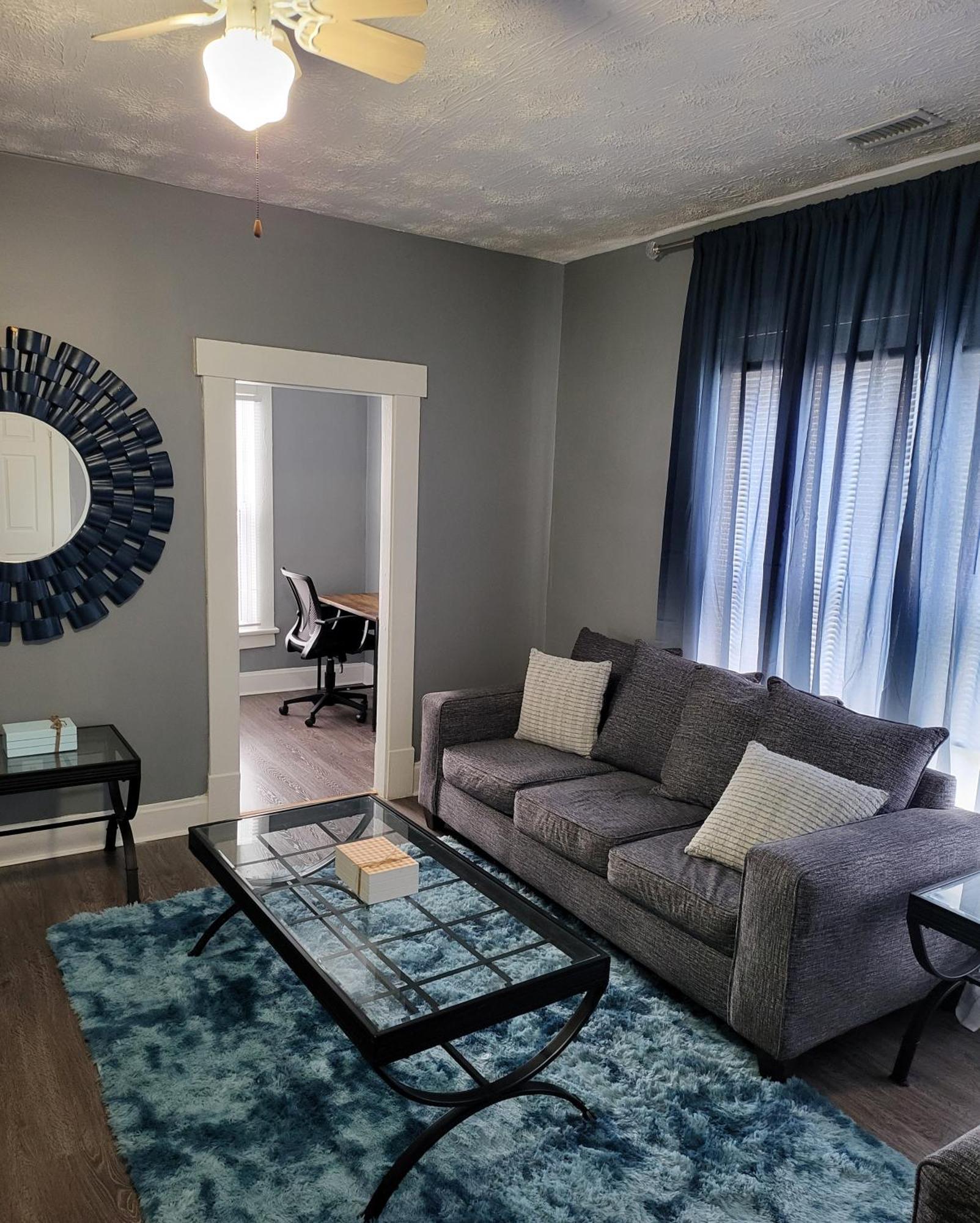 Guest Room With Two Double Beds In Columbus Oh, Airport Location Luaran gambar